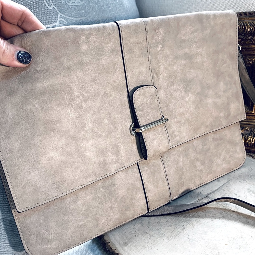 EXPRESS Shoulder Bag Vegan Leather Purse New Tan